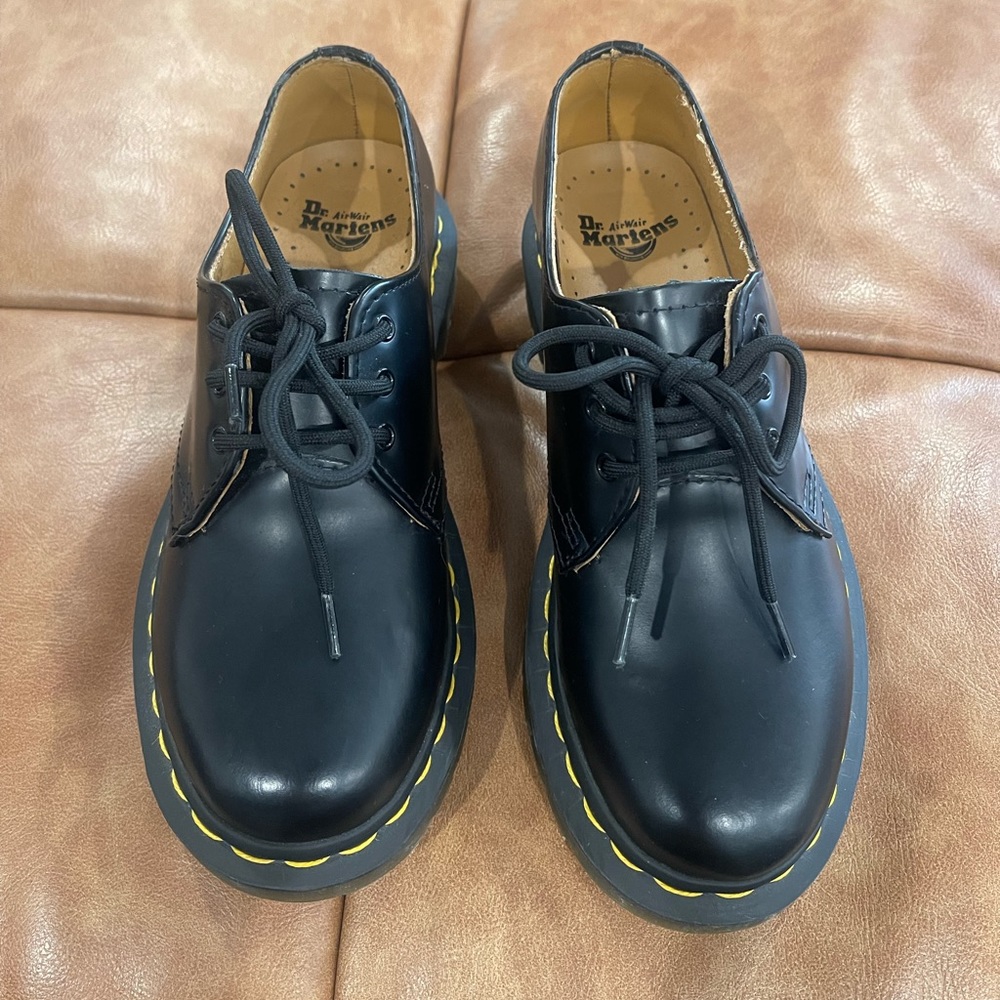 Dr Martens 1461 WOMEN'S SMOOTH LEATHER OXFORD SHOES